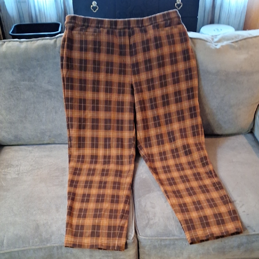 Susan Graver Burnt Orange and Brown Plaid Pants 1X